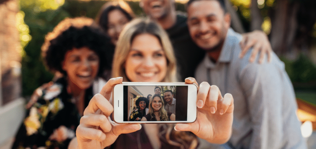 Taking Team Pictures | 6 Tips to Keep Your Marketing Powerful During Holiday Season